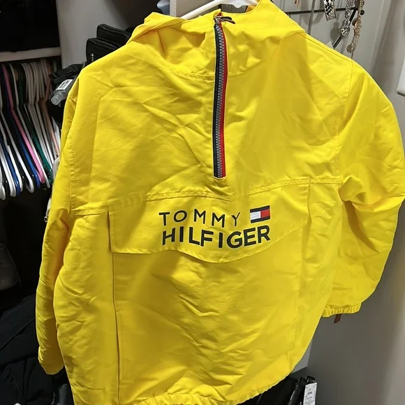 Hooded Tommy Hilfiger wind breaker - Picture 3 of 6